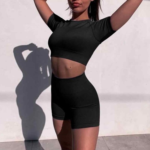 2-Piece Black Vital Seamless Shorts + Crop Top Set - Picture 1 of 4